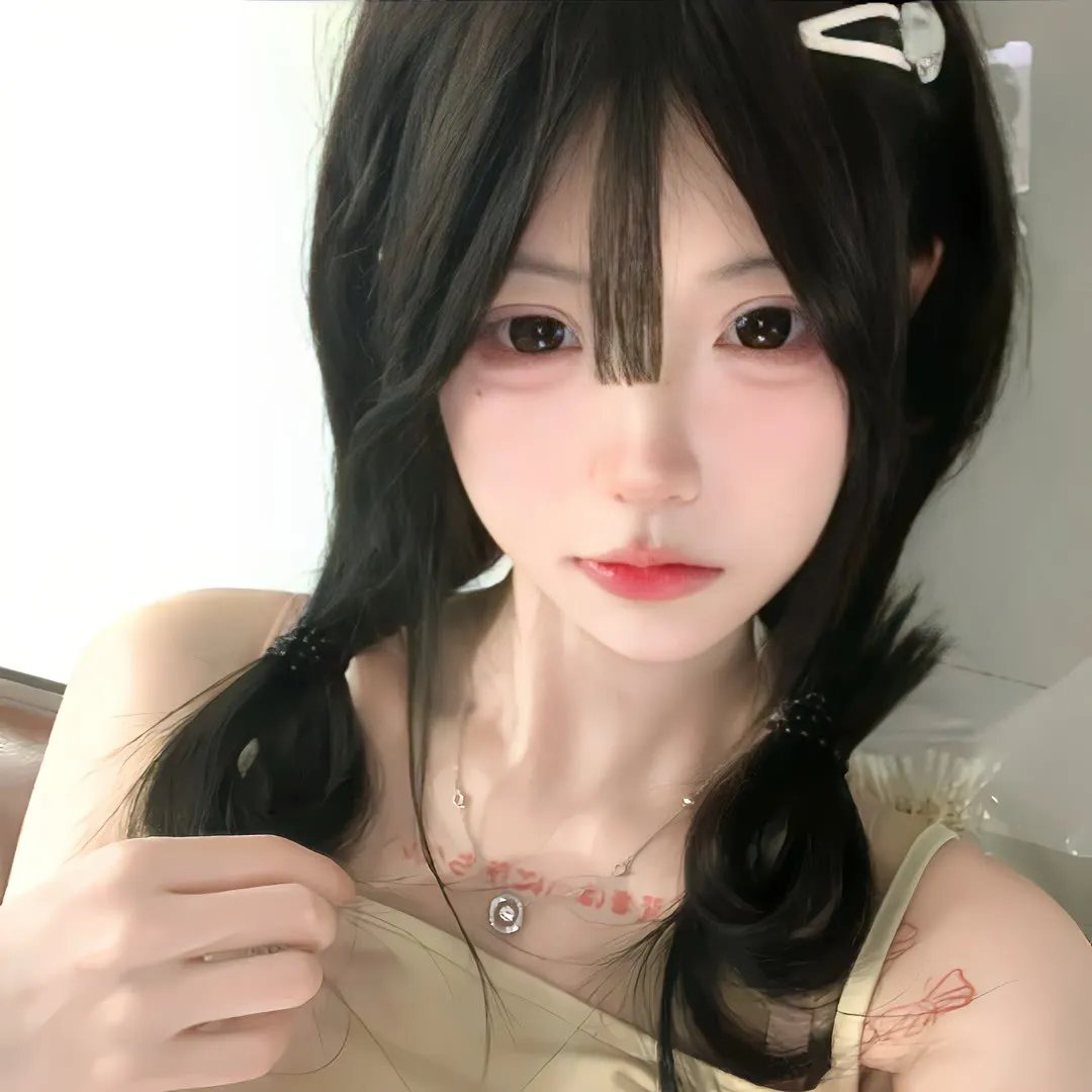镜中影